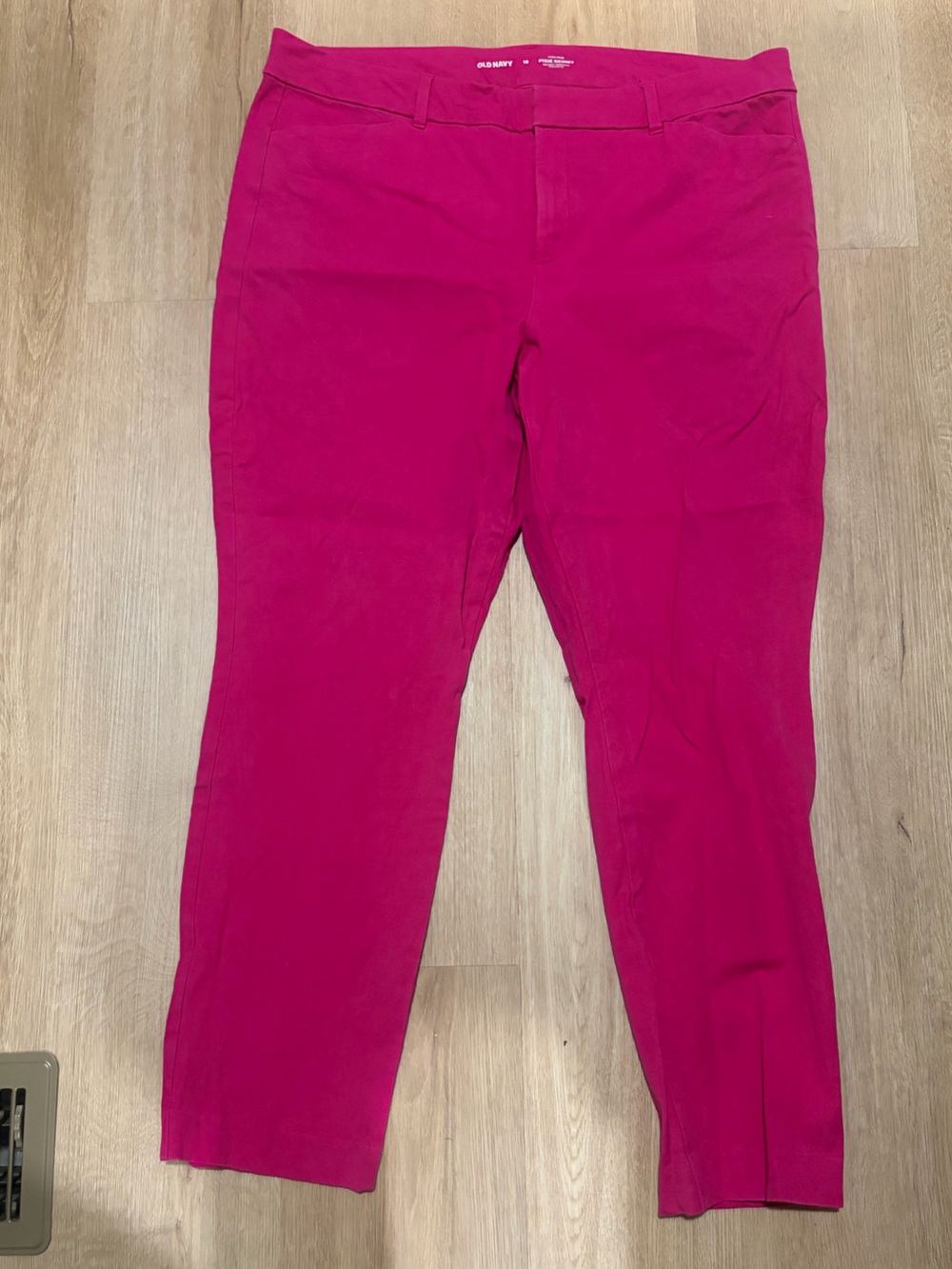 Old Navy Hot Pink Skinny Women's Pixie Pants